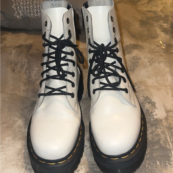 Dr Martens JADON BOOT SMOOTH LEATHER PLATFORMS - Picture 5 of 7